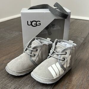 NWT UGG Baby Neumel Chopd in Grey (Size 04/05)